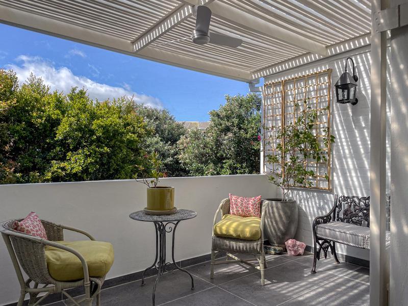 2 Bedroom Property for Sale in Hout Bay Western Cape